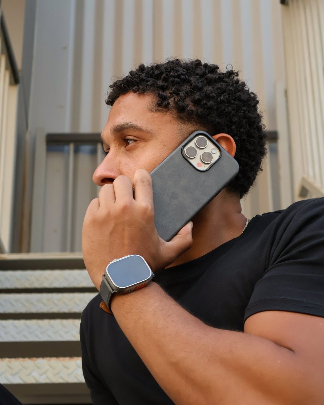 IZONE Slim Leather Case – Stone Grey