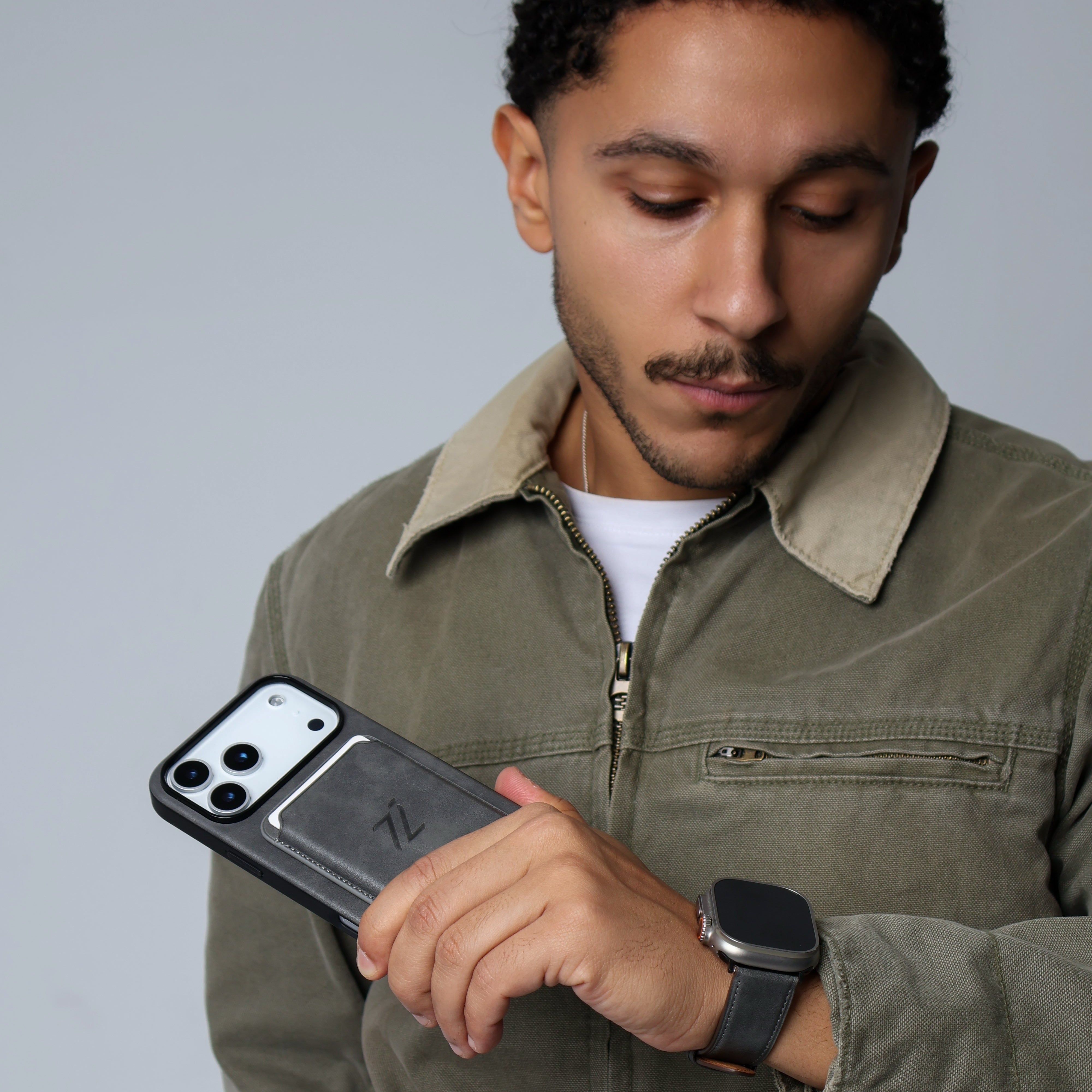 Stone Grey - IZONE Magsafe Case + Apple Watch Strap